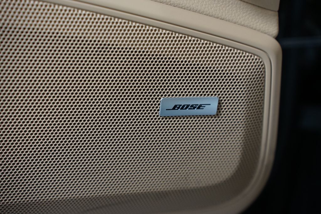 Thumbnail: 2018 Porsche Panamera - 31