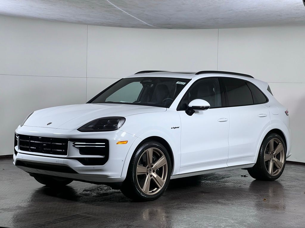 2026 Porsche Cayenne E-Hybrid Turbo