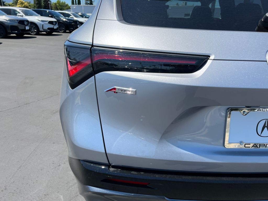 Thumbnail: 2025 Acura ADX - 10