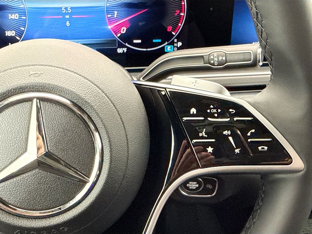 Thumbnail: 2026 Mercedes-Benz GLE - 12