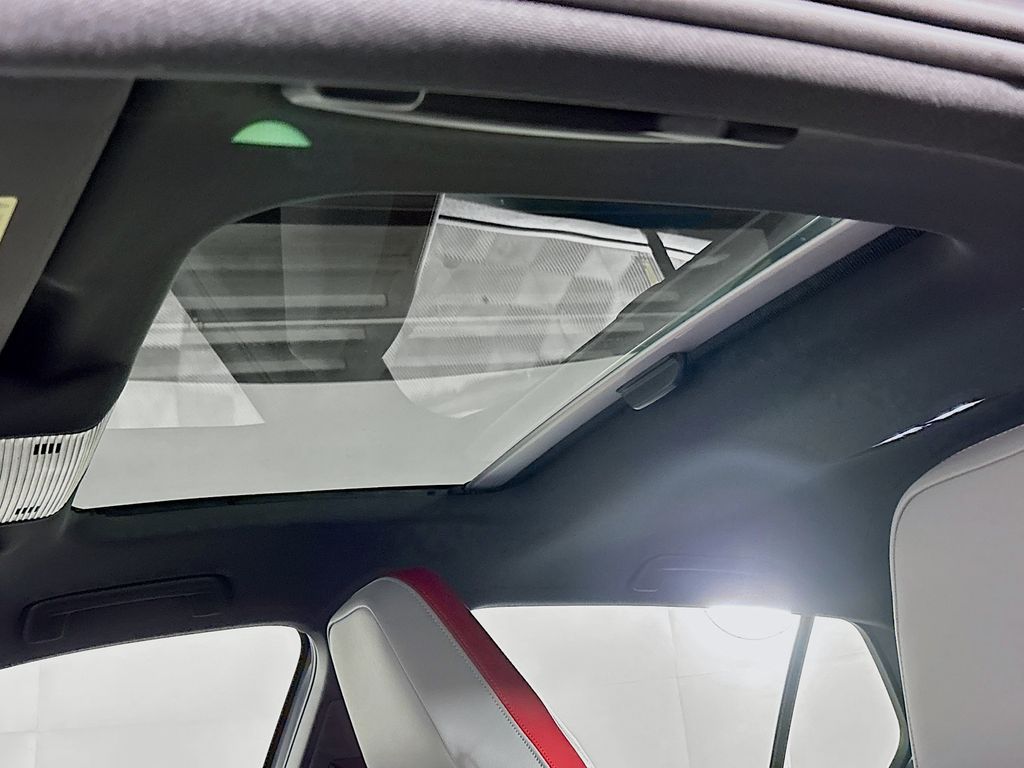 2025 Volkswagen Golf GTI 2.0T SE