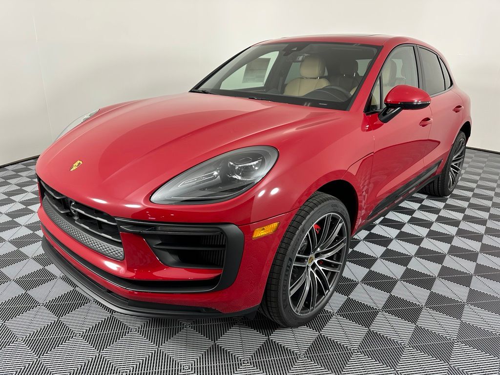 Thumbnail: 2026 Porsche Macan - 7