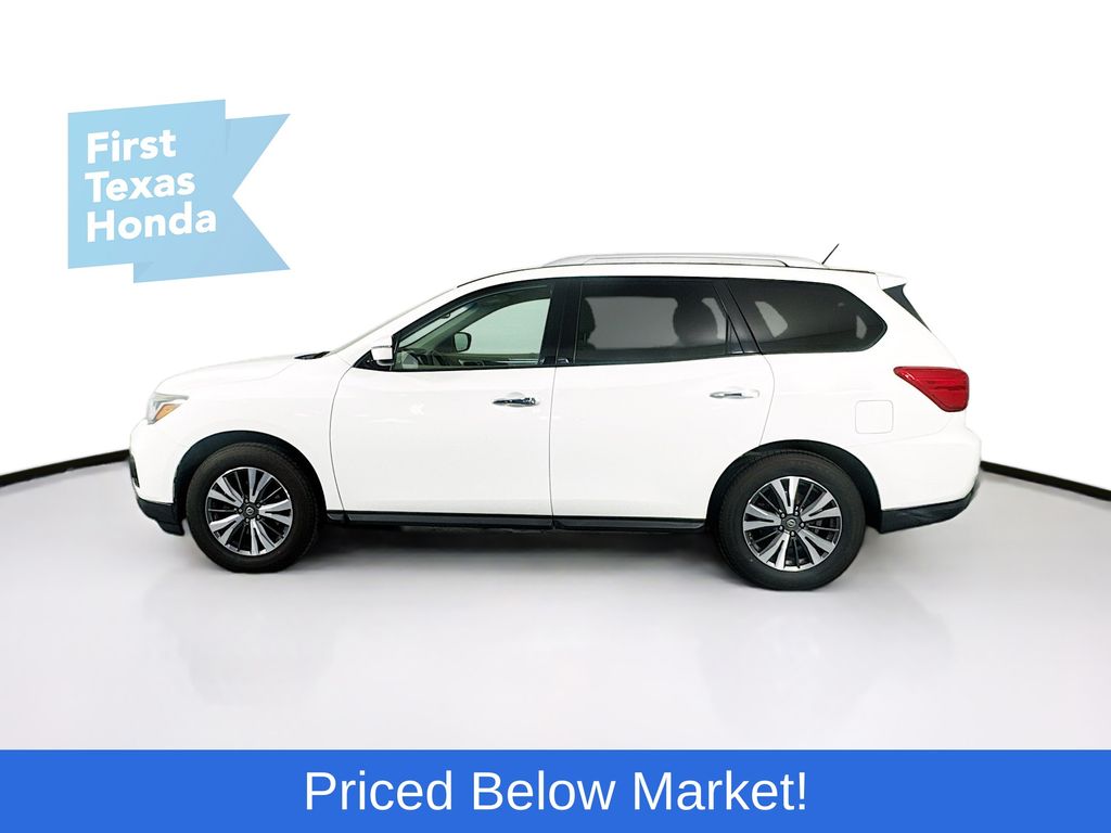 Used Car 2017 Nissan Pathfinder  Sv For Sale In Austin, Texas