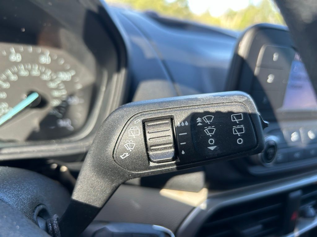 Thumbnail: 2018 Ford EcoSport - 24