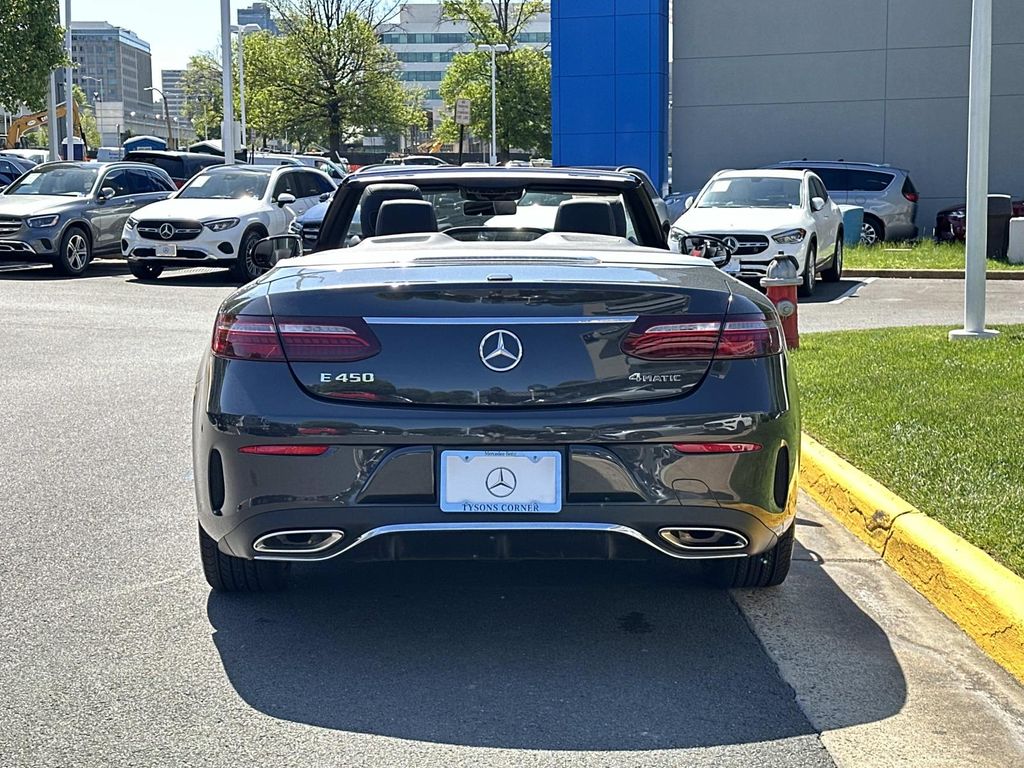 Thumbnail: 2023 Mercedes-Benz E-Class - 26