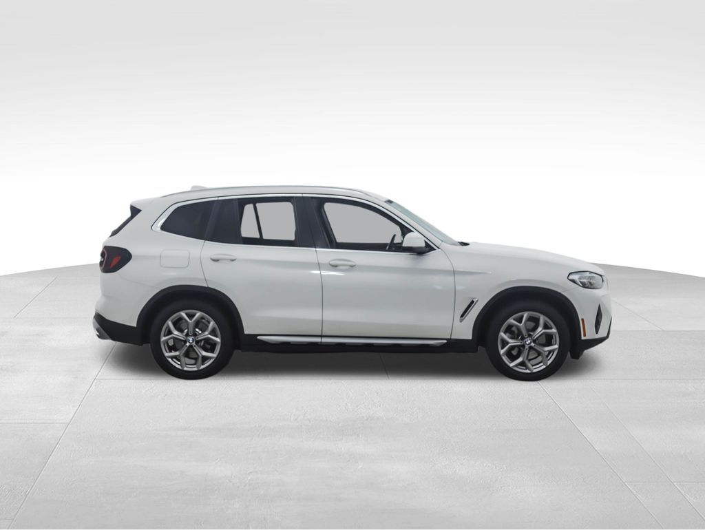 Thumbnail: 2022 BMW X3 - 6