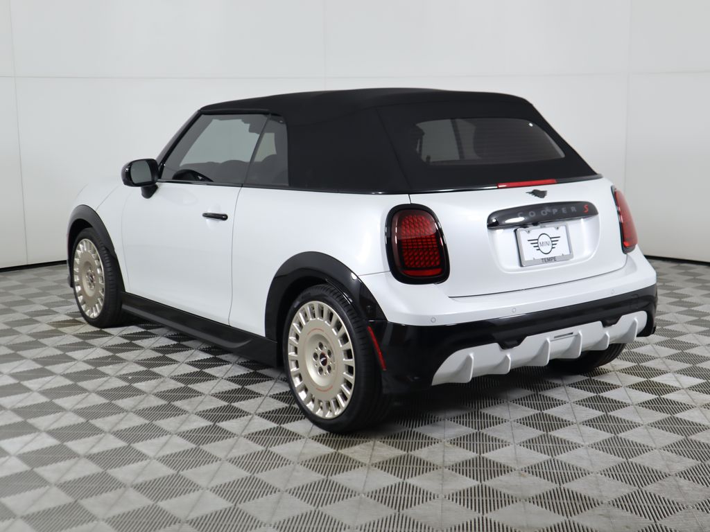 Thumbnail: 2026 MINI Cooper - 15