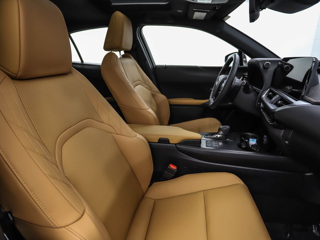 Thumbnail: 2025 Lexus UX - 29