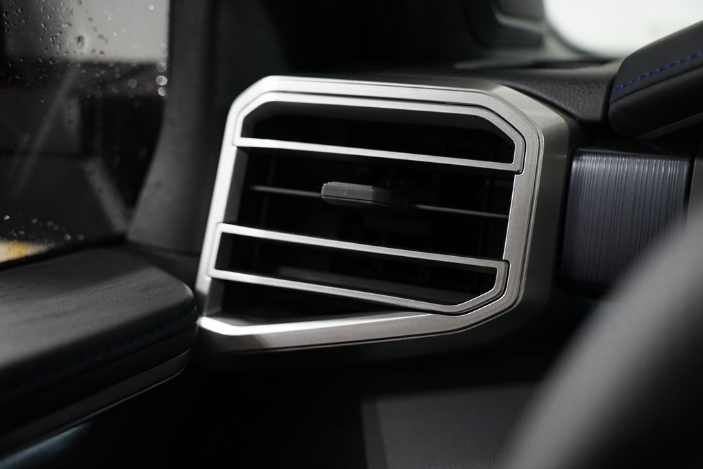 2025 Toyota Tundra Platinum 27