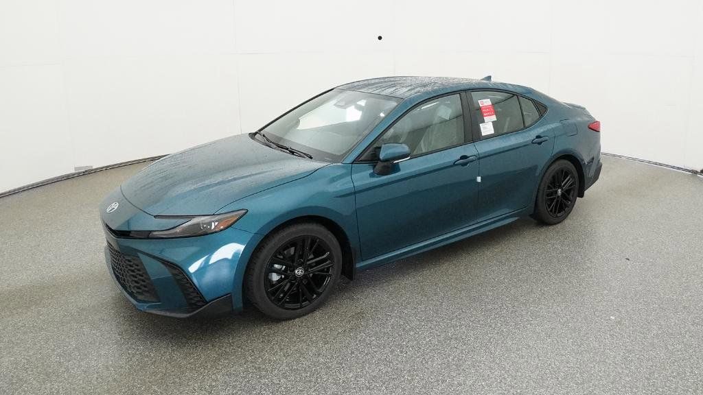 2025 Toyota Camry SE Hero Image