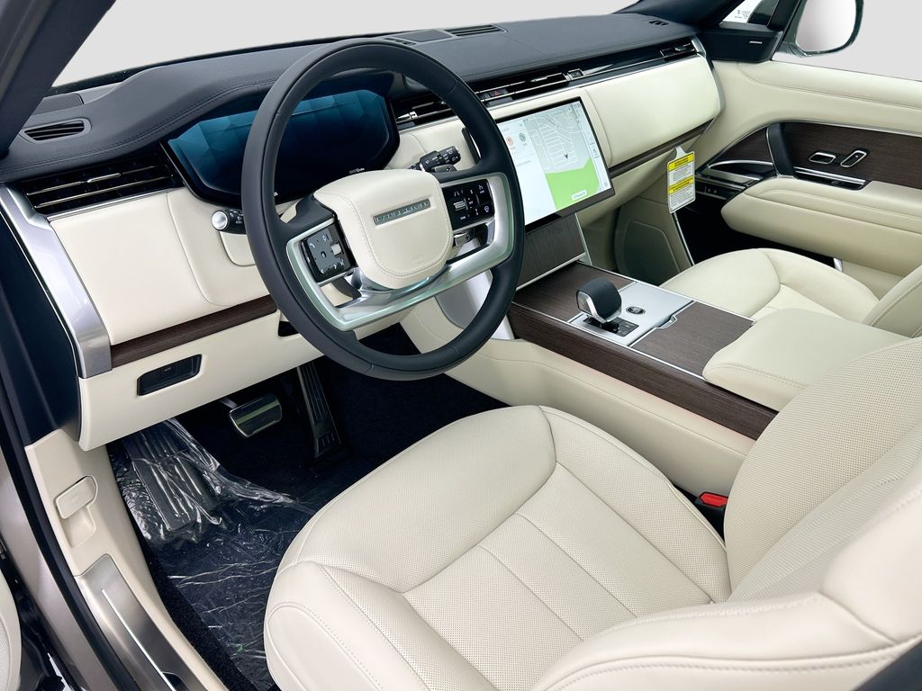 Thumbnail: 2026 Land Rover Range Rover - 9