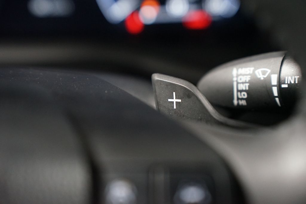 Thumbnail: 2025 Toyota Camry - 15