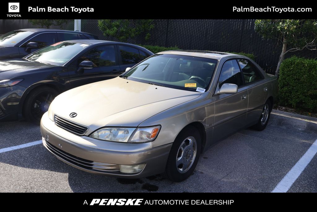 1999 Lexus ES 300 -
                  West Palm Beach, FL