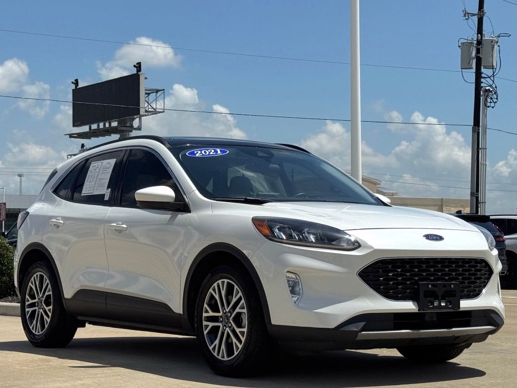 2021 Ford Escape SEL - 11