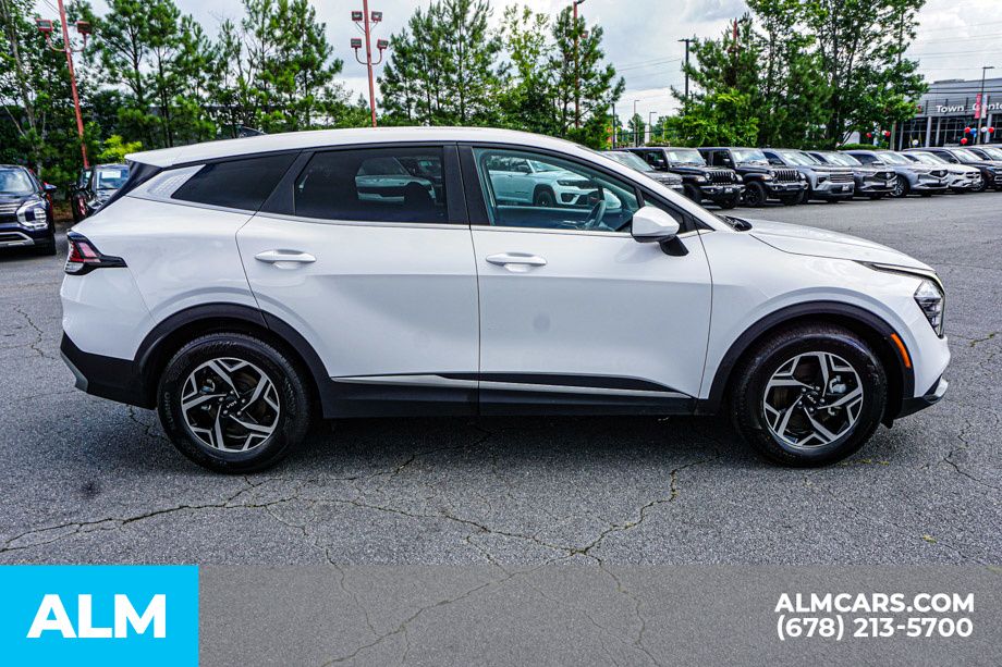 2025 Kia Sportage LX - Photo 9