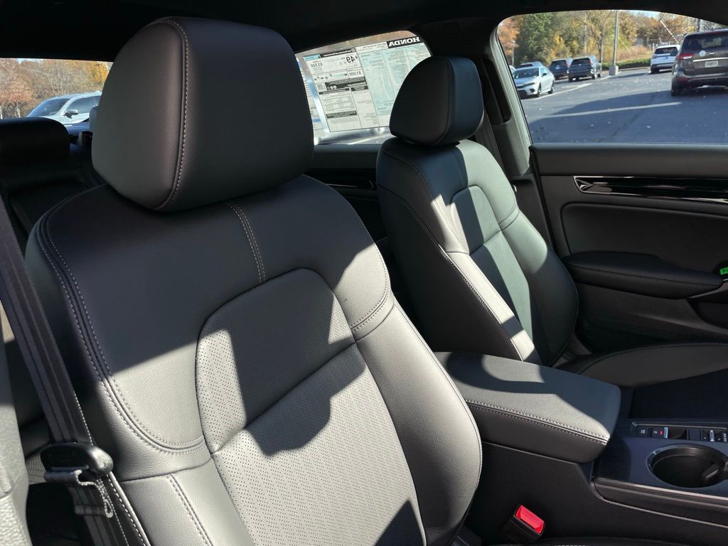 Thumbnail: 2026 Honda Civic - 32