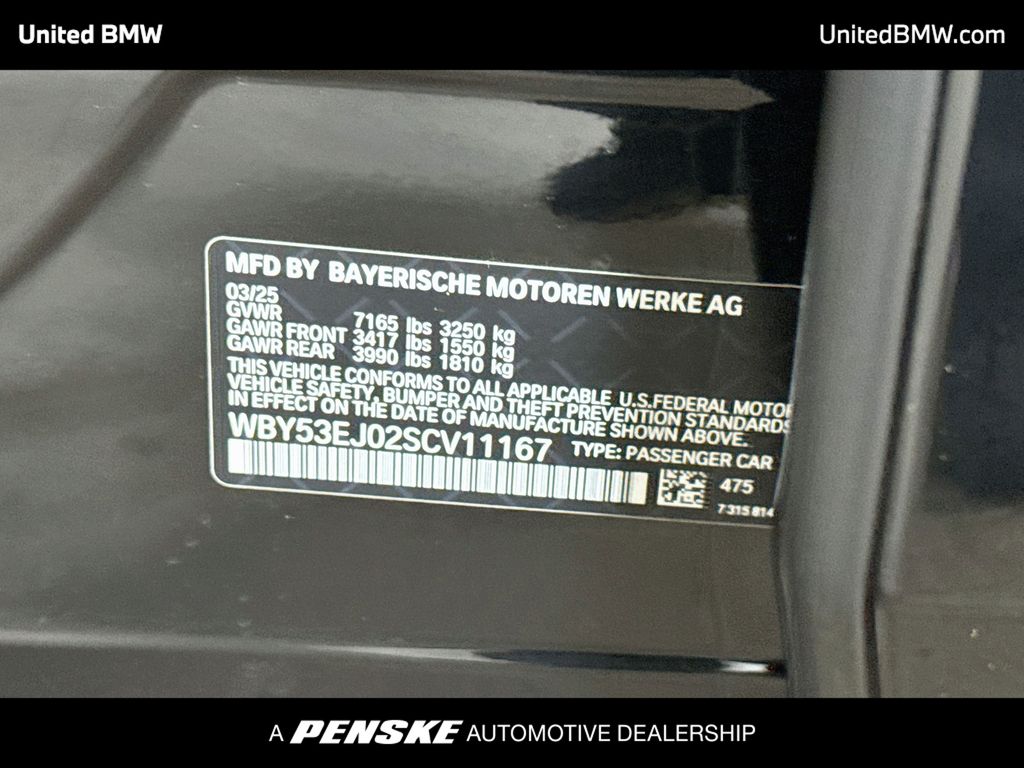 Thumbnail: 2025 BMW i7 - 22