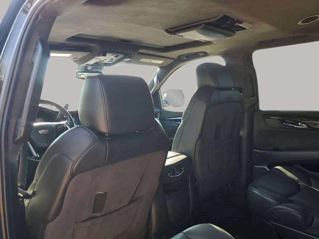 Used Car 2020 Cadillac Escalade  Platinum Edition For Sale Under $35,000 In Austin, Texas
