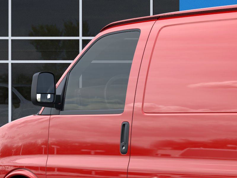 2026 Chevrolet Express 2500 — photo 12