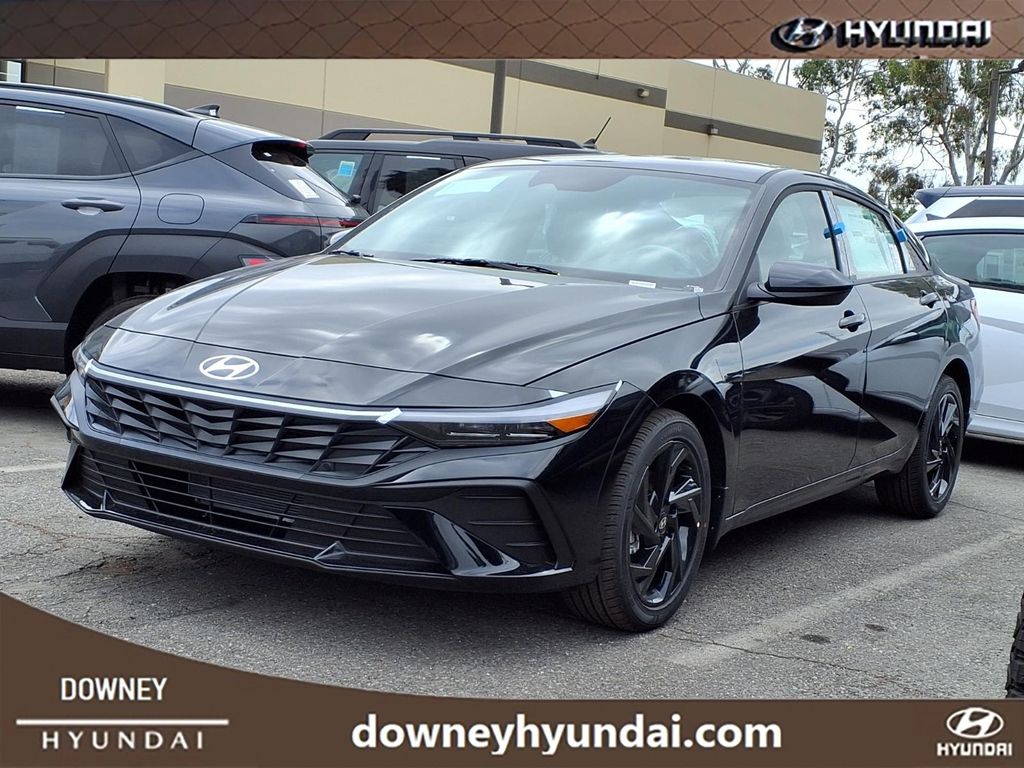 Abyss Black 2026 Hyundai Elantra SEL Sport FWD Sedan Front-Wheel Drive Continuously Variable Transmission