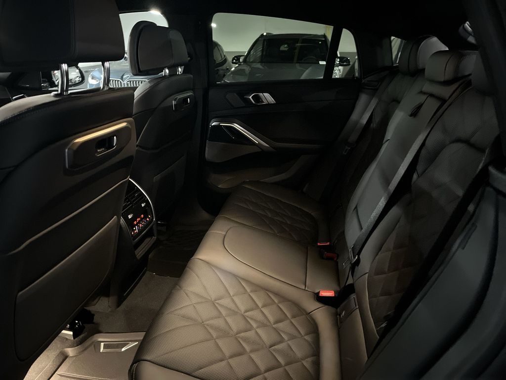 Thumbnail: 2026 BMW X6 - 23