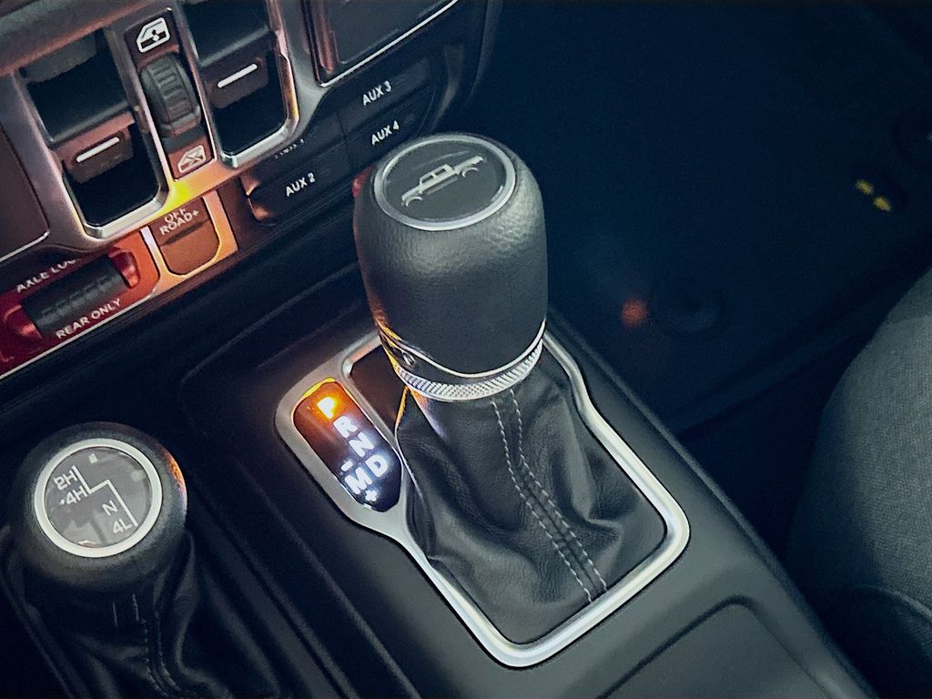 2025 Jeep Gladiator Willys