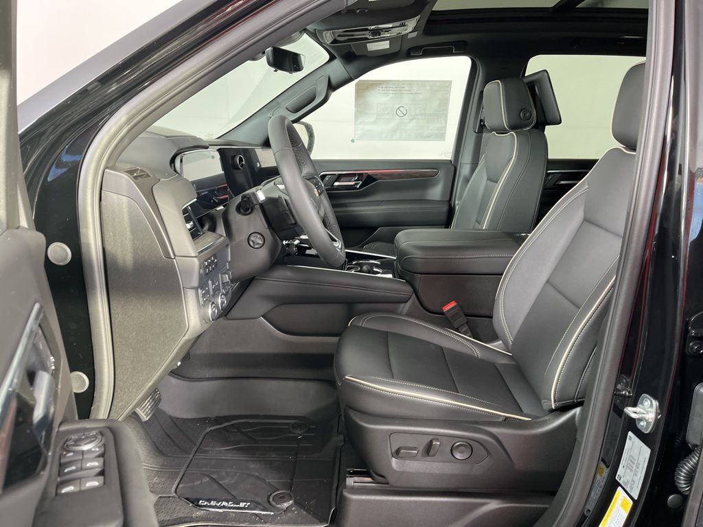 2025 Chevrolet Tahoe Premier 27
