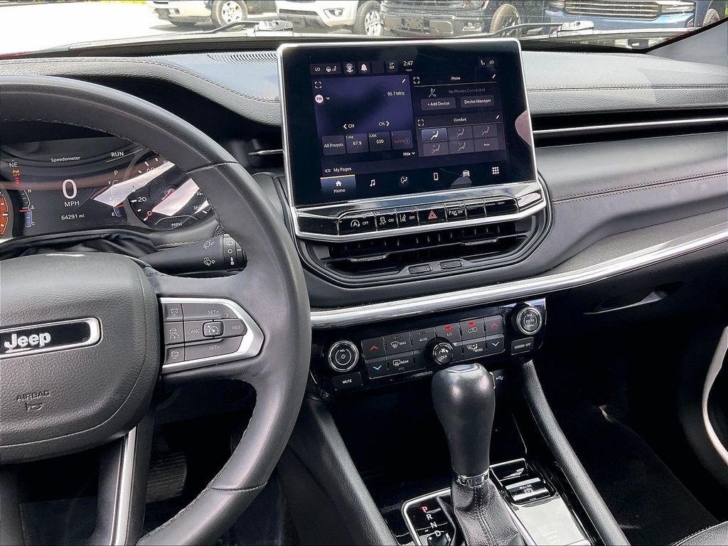 2023 Jeep Compass — photo 17