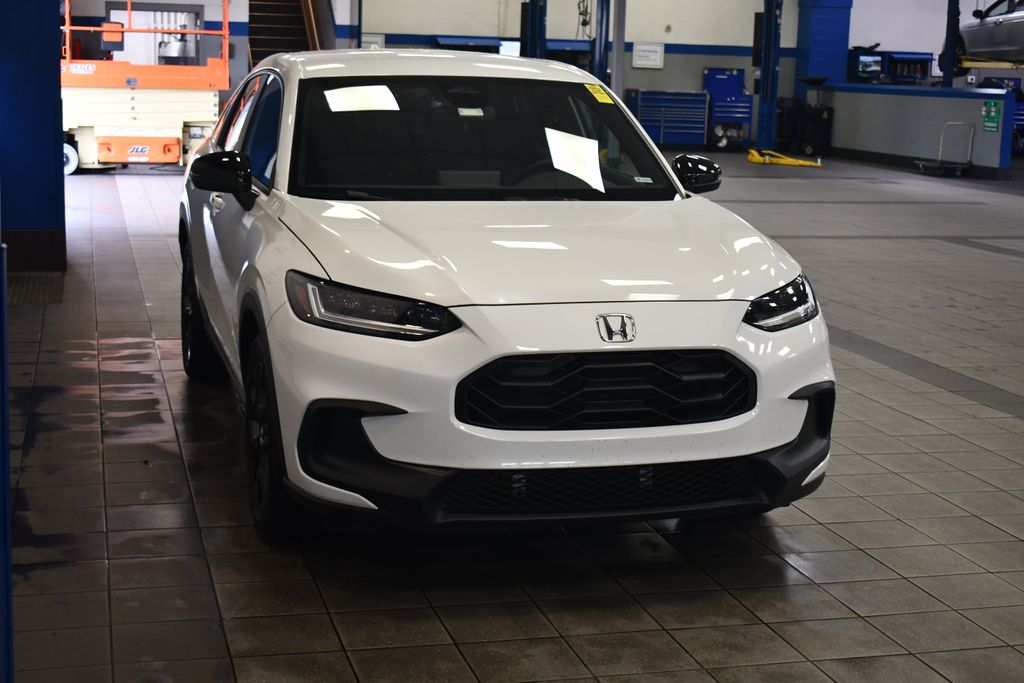 Thumbnail: 2023 Honda HR-V - 3