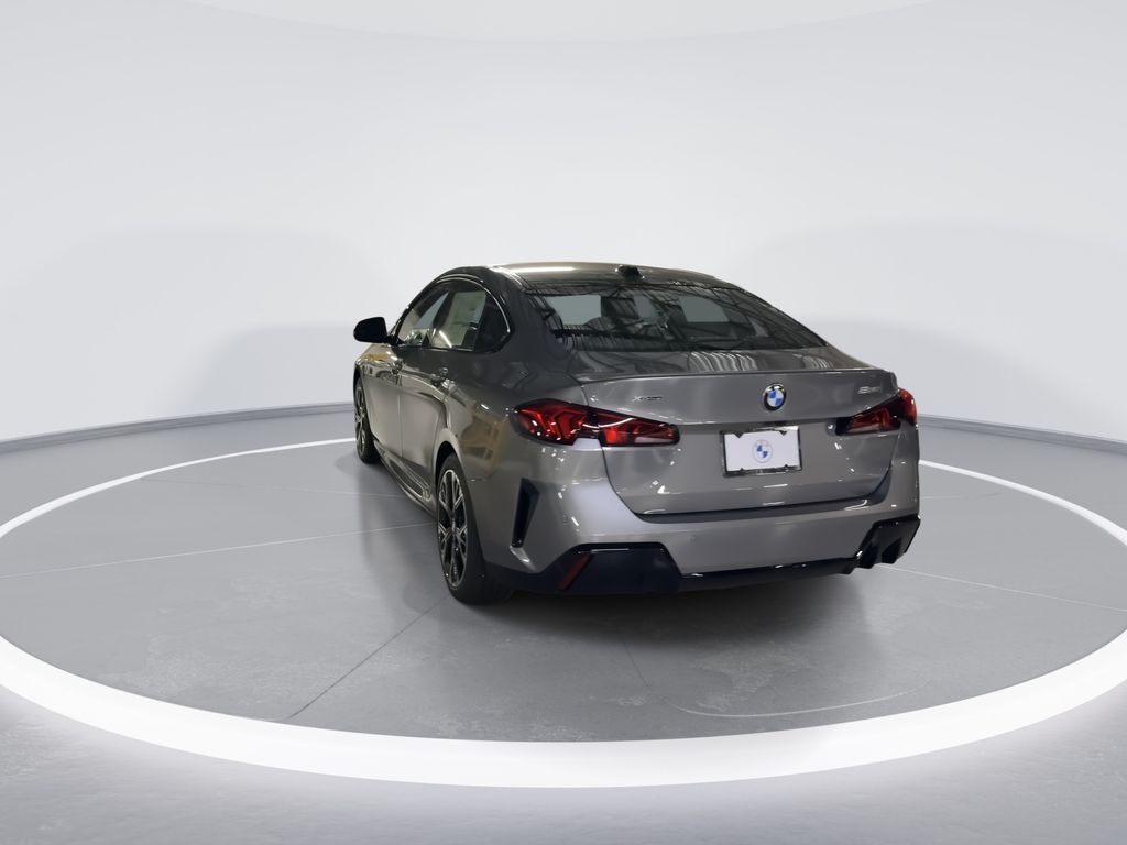 Thumbnail: 2026 BMW 2 Series - 6