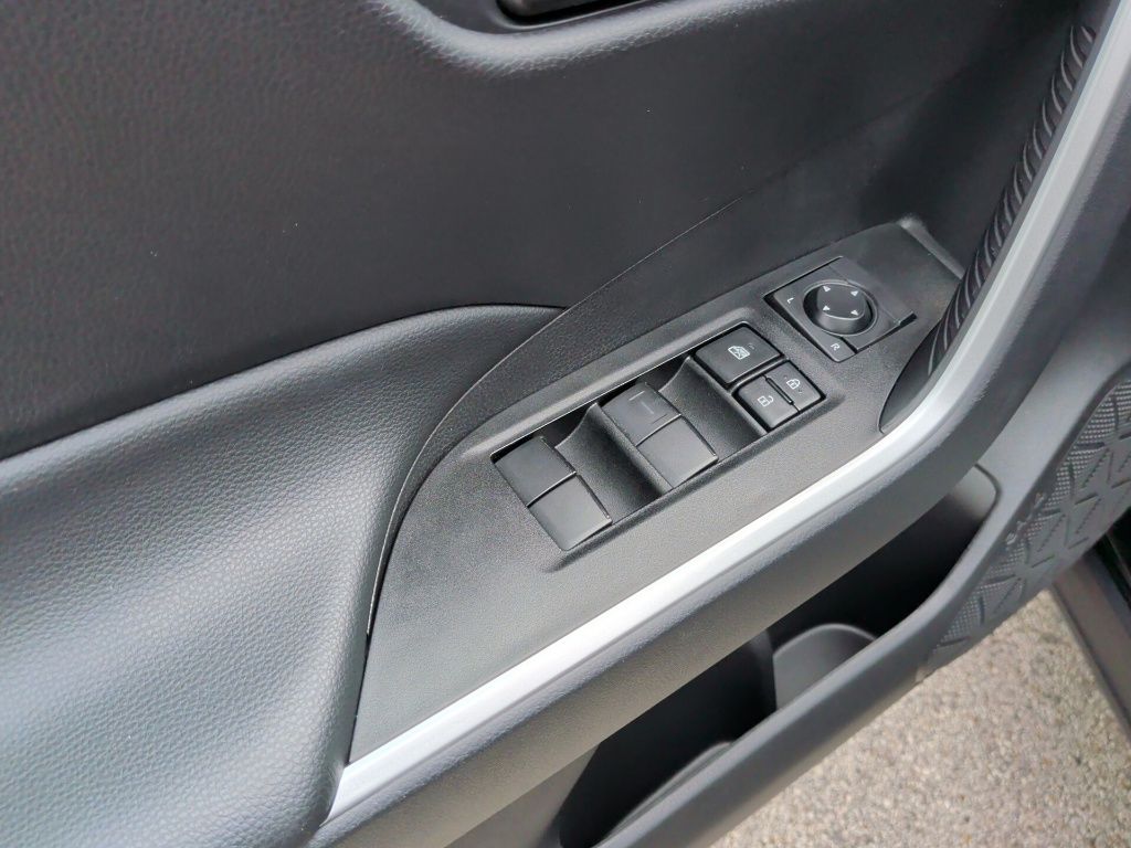 2025 Toyota RAV4 LE - 10