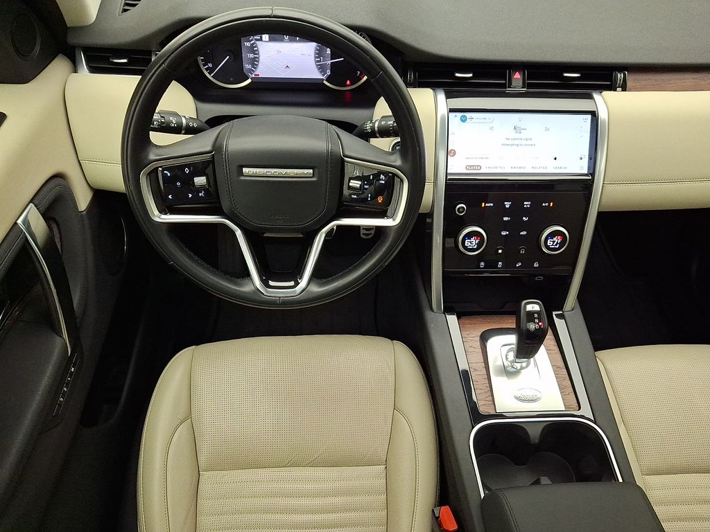Thumbnail: 2023 Land Rover Discovery Sport - 11