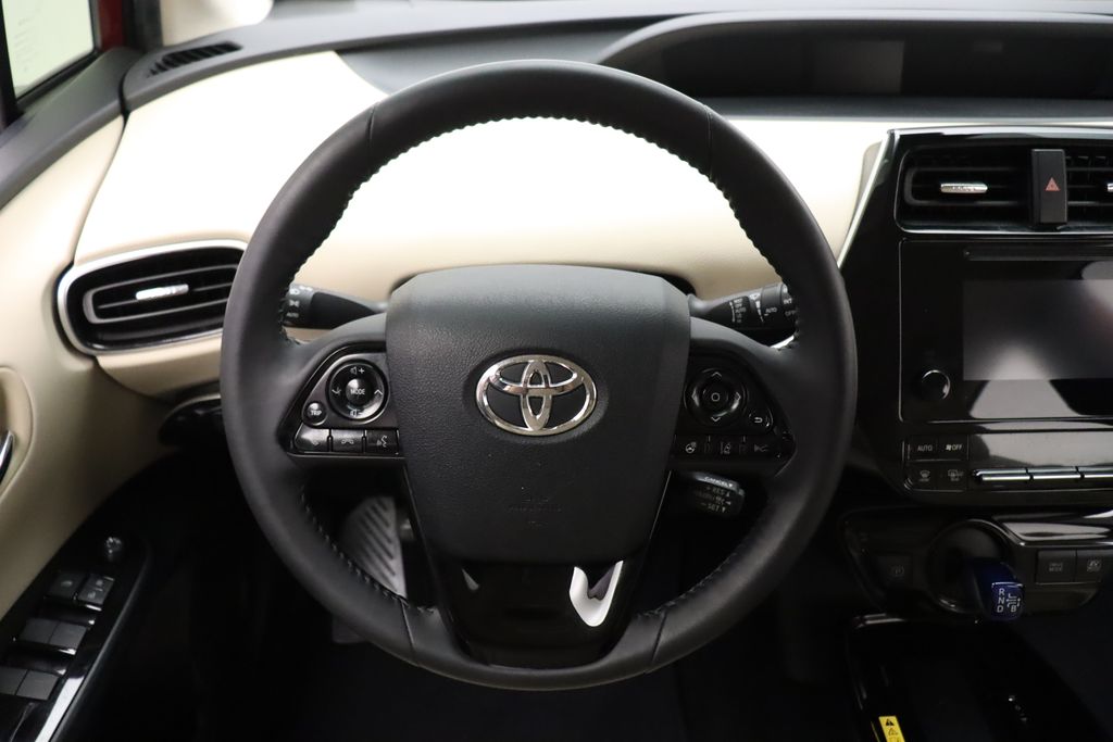 2019 Toyota Prius XLE 23