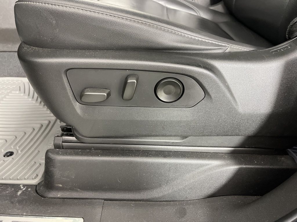 Thumbnail: 2021 Chevrolet Tahoe - 25