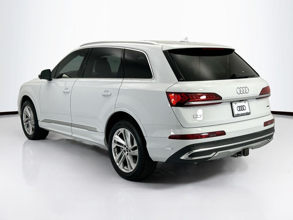 Thumbnail: 2023 Audi Q7 - 7