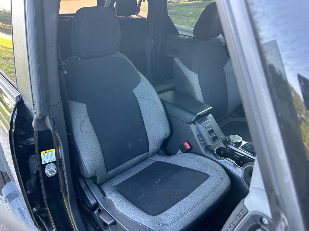 Thumbnail: 2022 Ford Bronco - 15