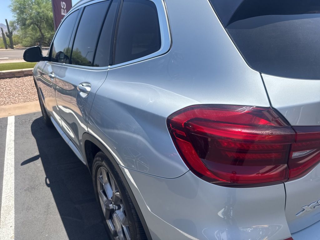 Thumbnail: 2021 BMW X3 - 3