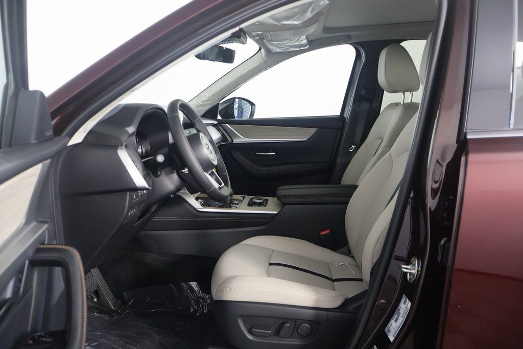 2025 Mazda CX-90 Premium 8