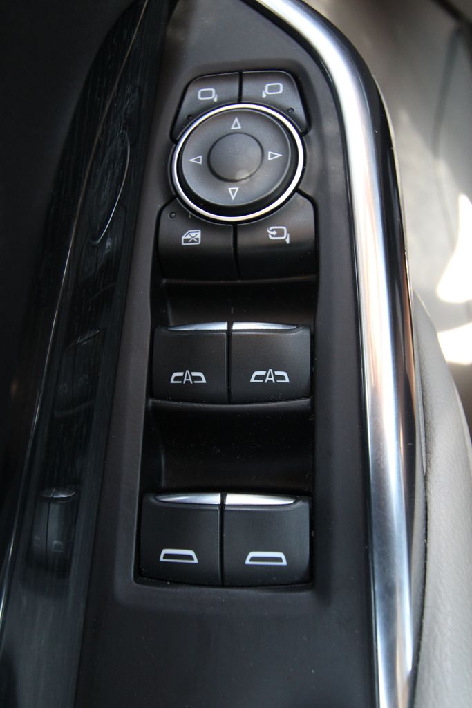 Used 2019 Cadillac XT4 SUV