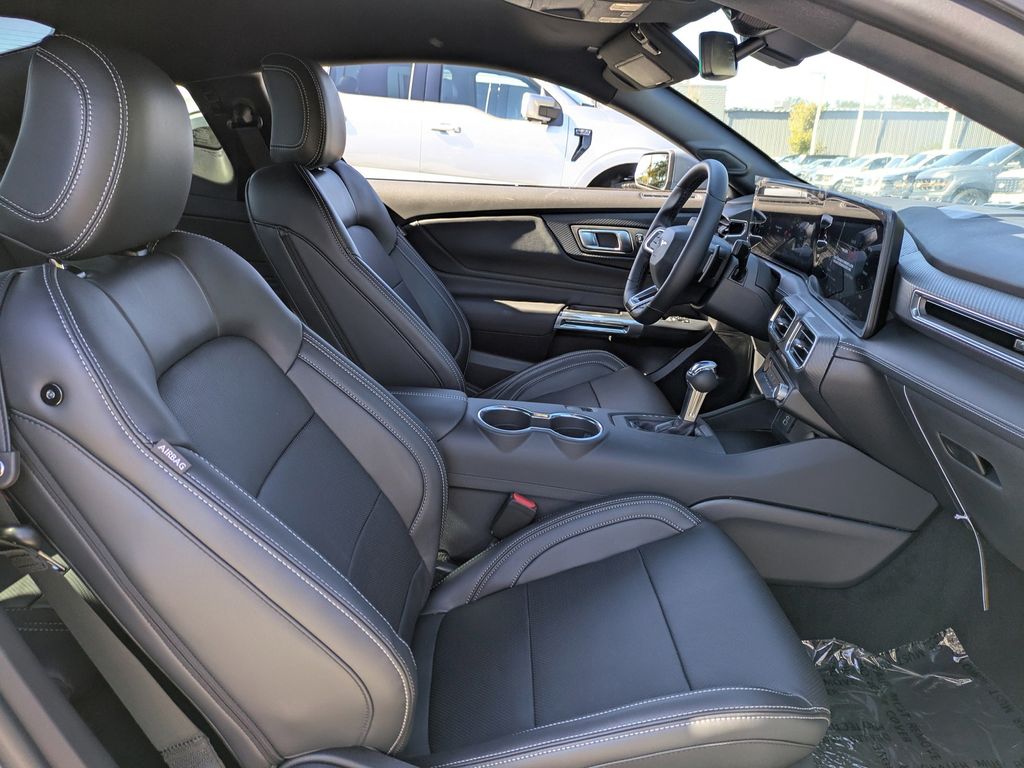 2025 Ford Mustang GT Premium Fastback