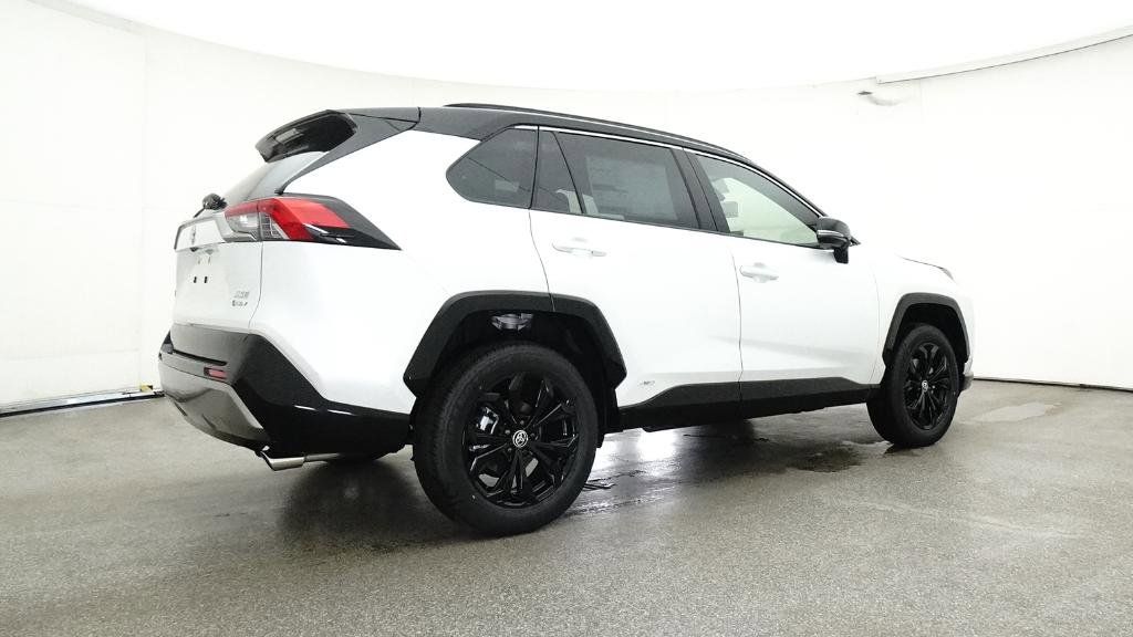 Thumbnail: 2025 Toyota RAV4 - 19