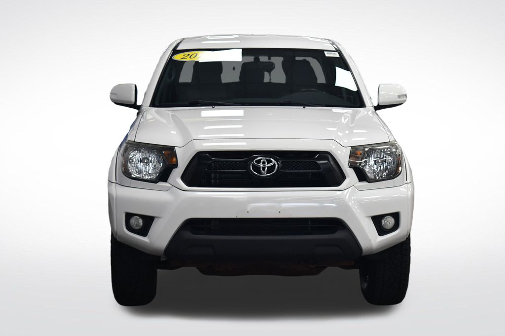 Thumbnail: 2015 Toyota Tacoma - 2