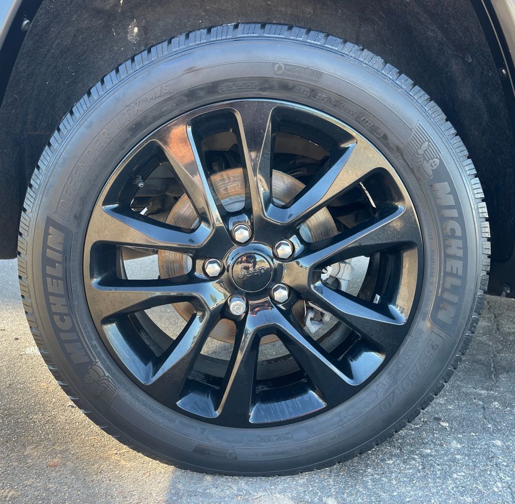 2018 Jeep Grand Cherokee Altitude Gray at Autostrade