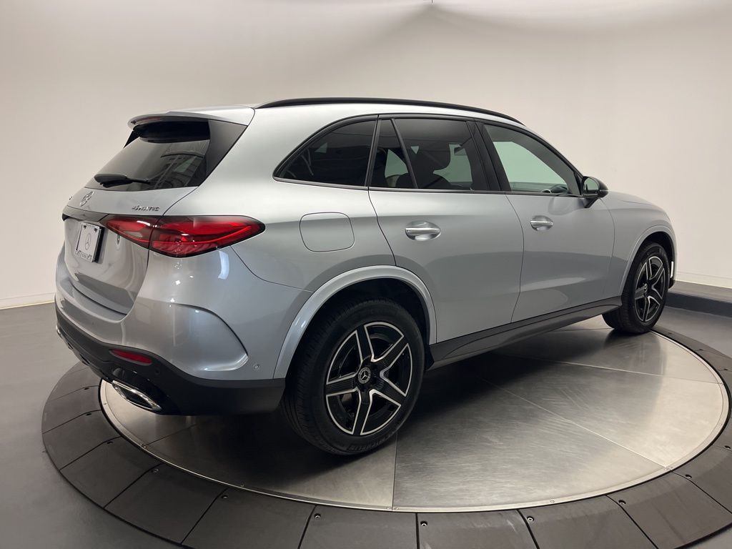 Thumbnail: 2025 Mercedes-Benz GLC - 7