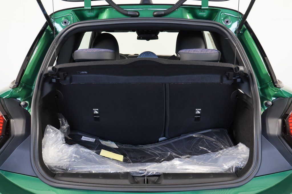 Thumbnail: 2026 MINI Cooper - 8