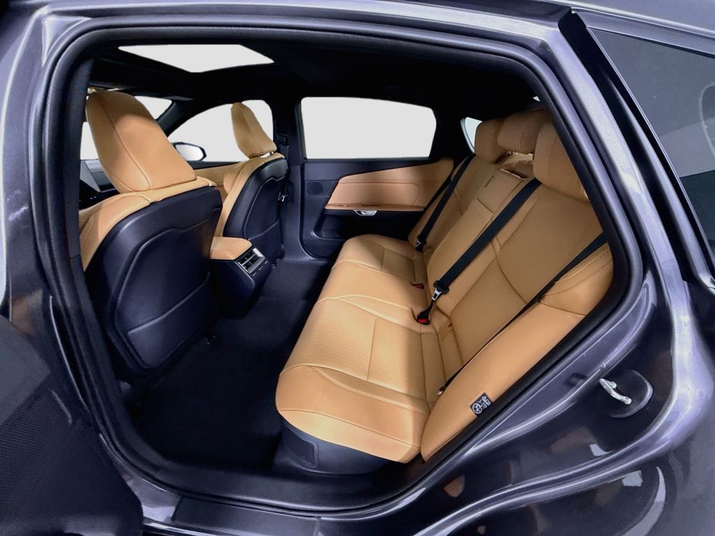 Thumbnail: 2026 Lexus ES - 21