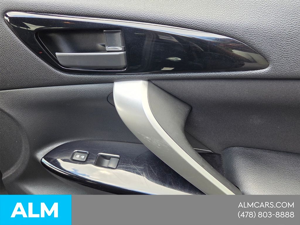 Used 2024 Gray Mitsubishi LE image 20