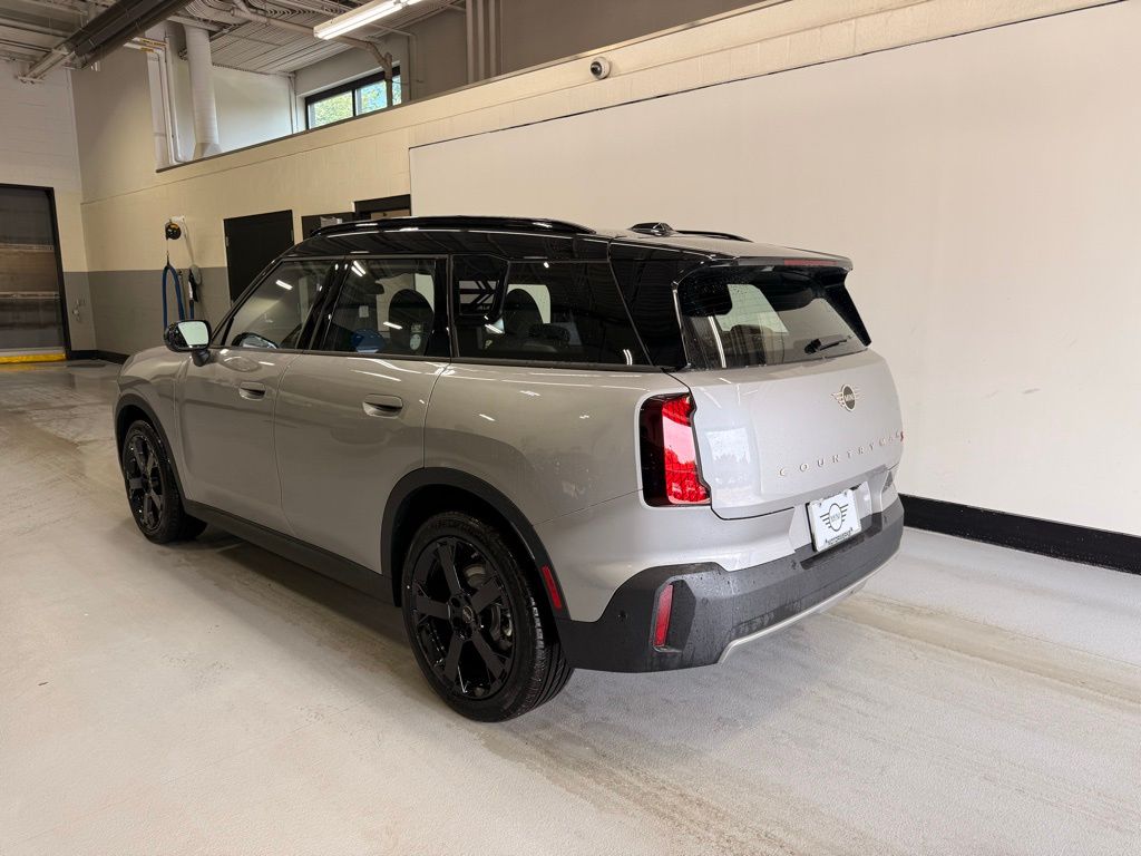 Thumbnail: 2025 MINI Cooper Countryman - 3