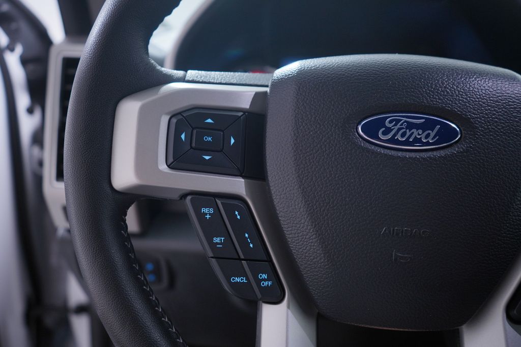 2018 Ford F-150 Lariat 19