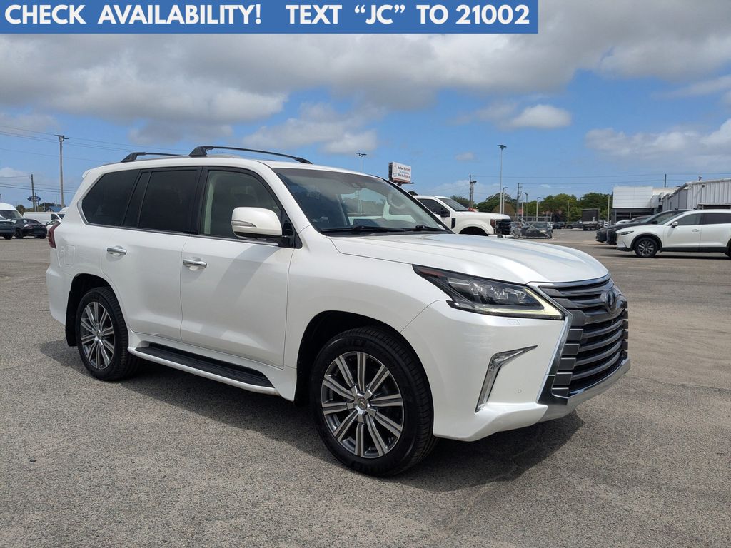 2017 Lexus LX 570 4WD